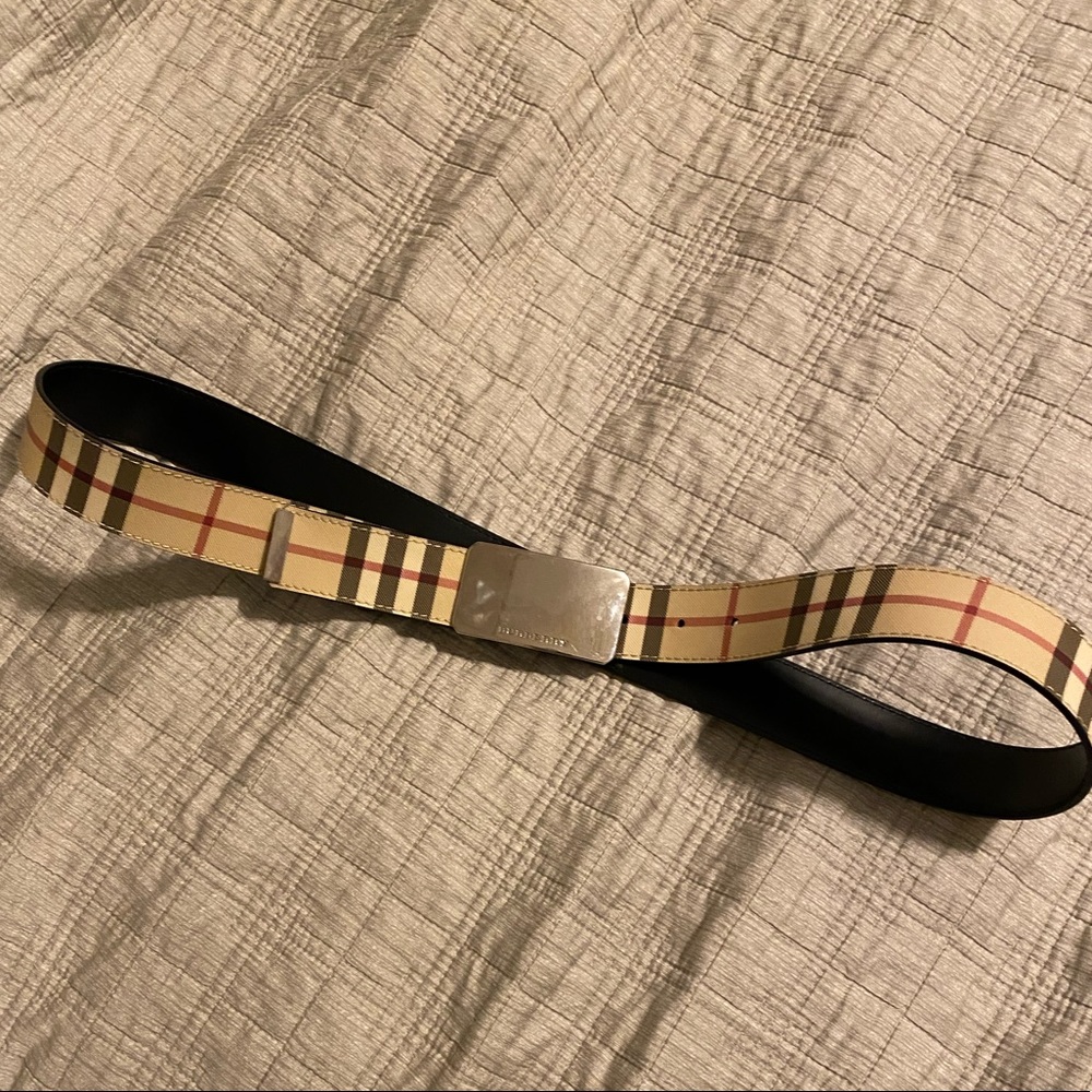Burberry belt. Size 100 cm 40 in